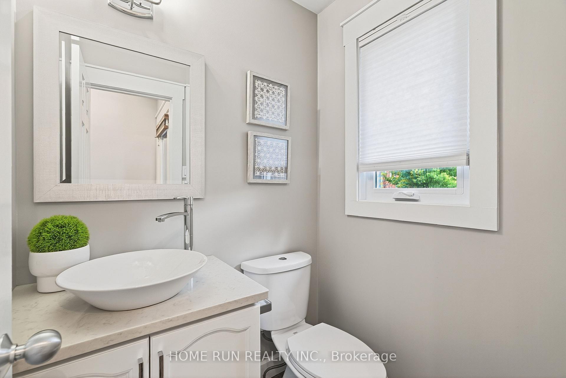 Photo 5 of 19 Harrington Court, Ottawa, Kanata - Kanata Lakes/Heritage Hills — HOMEH