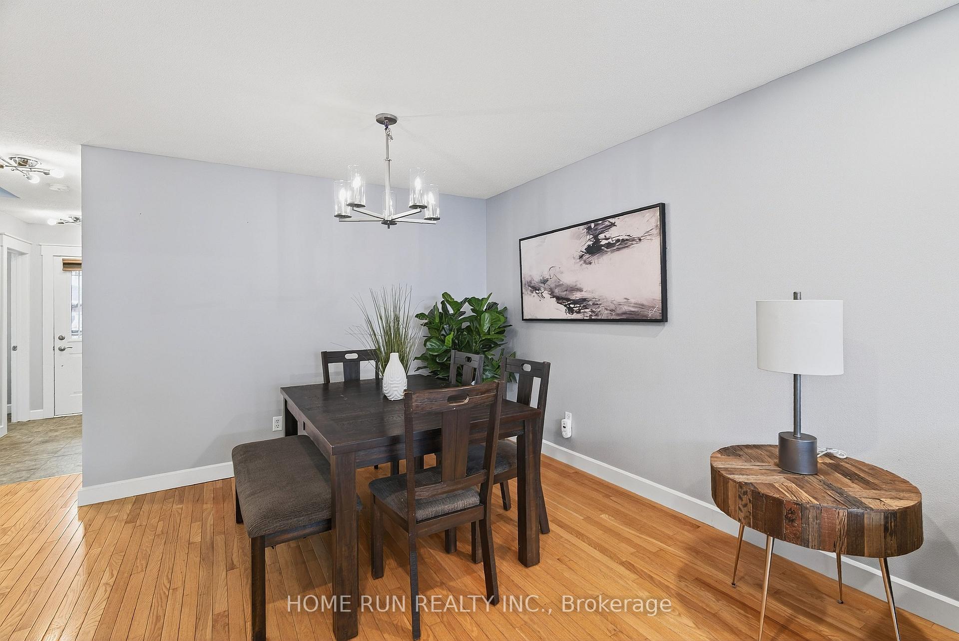 Photo 10 of 19 Harrington Court, Ottawa, Kanata - Kanata Lakes/Heritage Hills — HOMEH