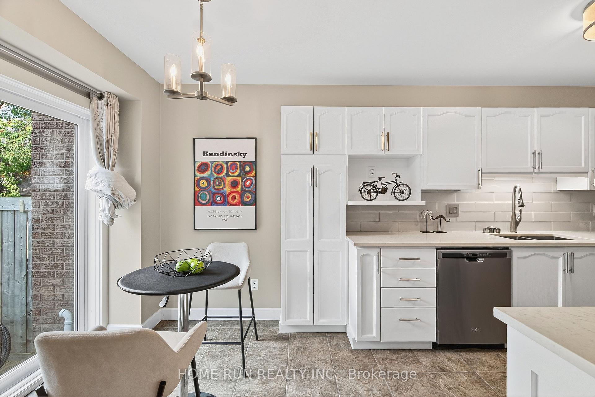 Photo 16 of 19 Harrington Court, Ottawa, Kanata - Kanata Lakes/Heritage Hills — HOMEH