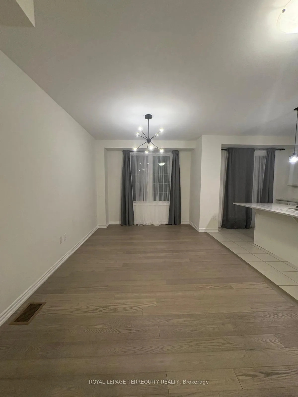 Photo 9 of 69 Therma Crescent, Markham, Victoria Square — HOMEH