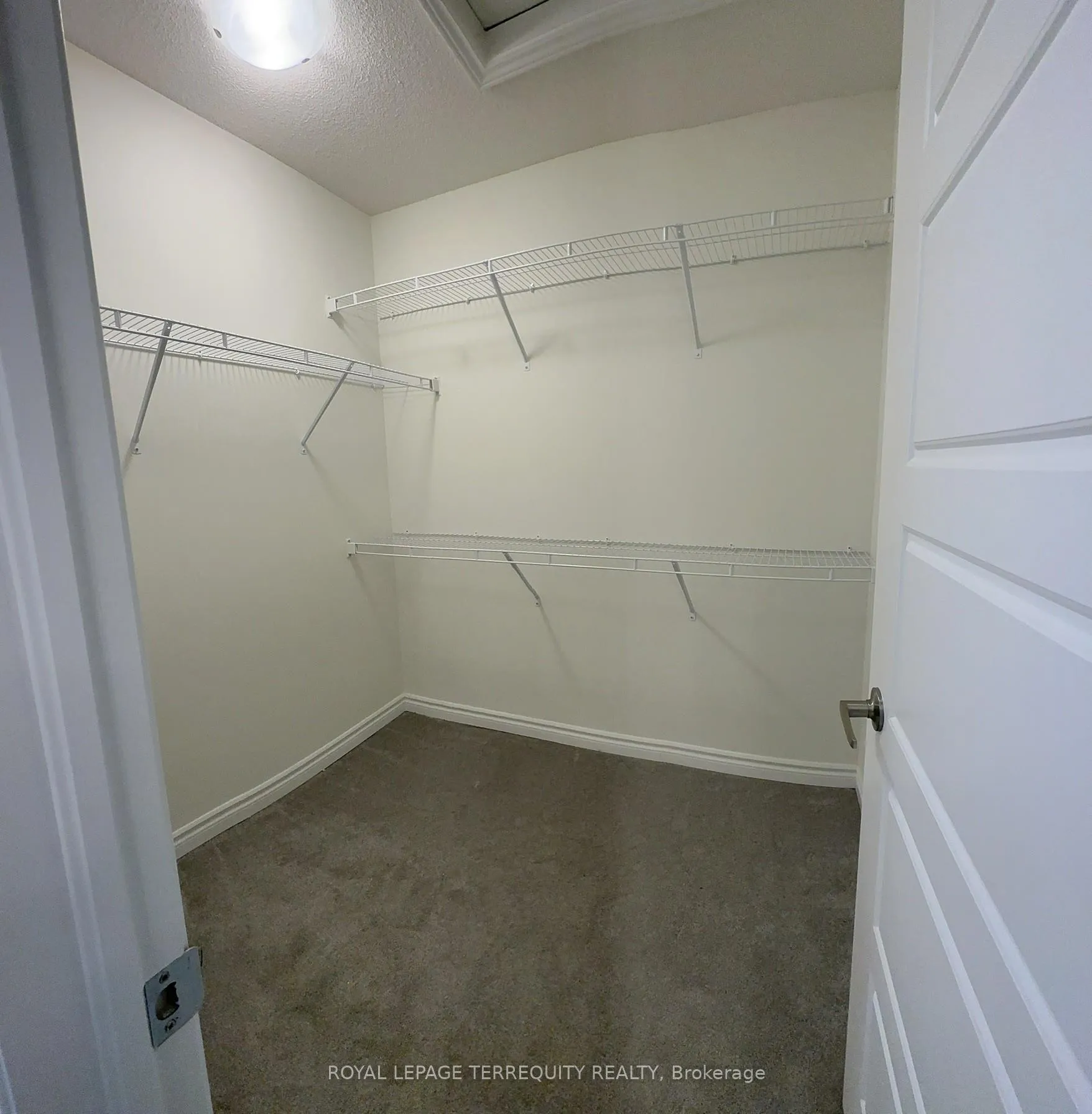 Photo 17 of 69 Therma Crescent, Markham, Victoria Square — HOMEH