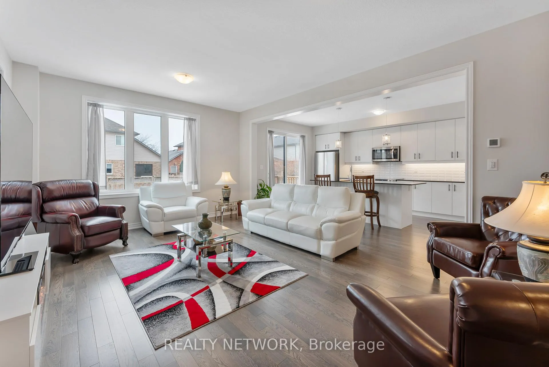 Photo 10 of 107 Starfire Crescent, Hamilton, Fruitland — HOMEH