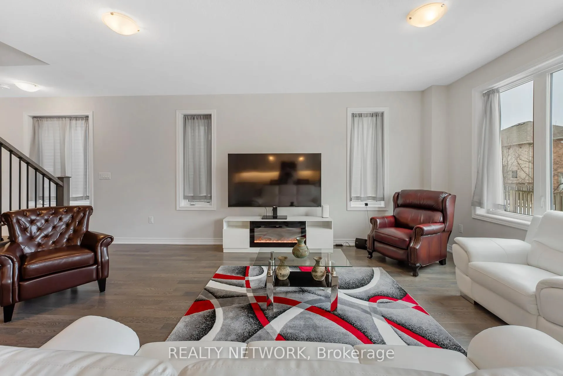 Photo 12 of 107 Starfire Crescent, Hamilton, Fruitland — HOMEH