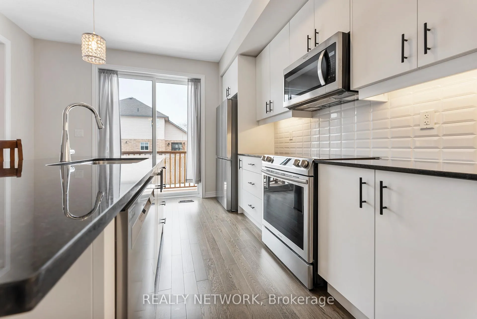 Photo 18 of 107 Starfire Crescent, Hamilton, Fruitland — HOMEH