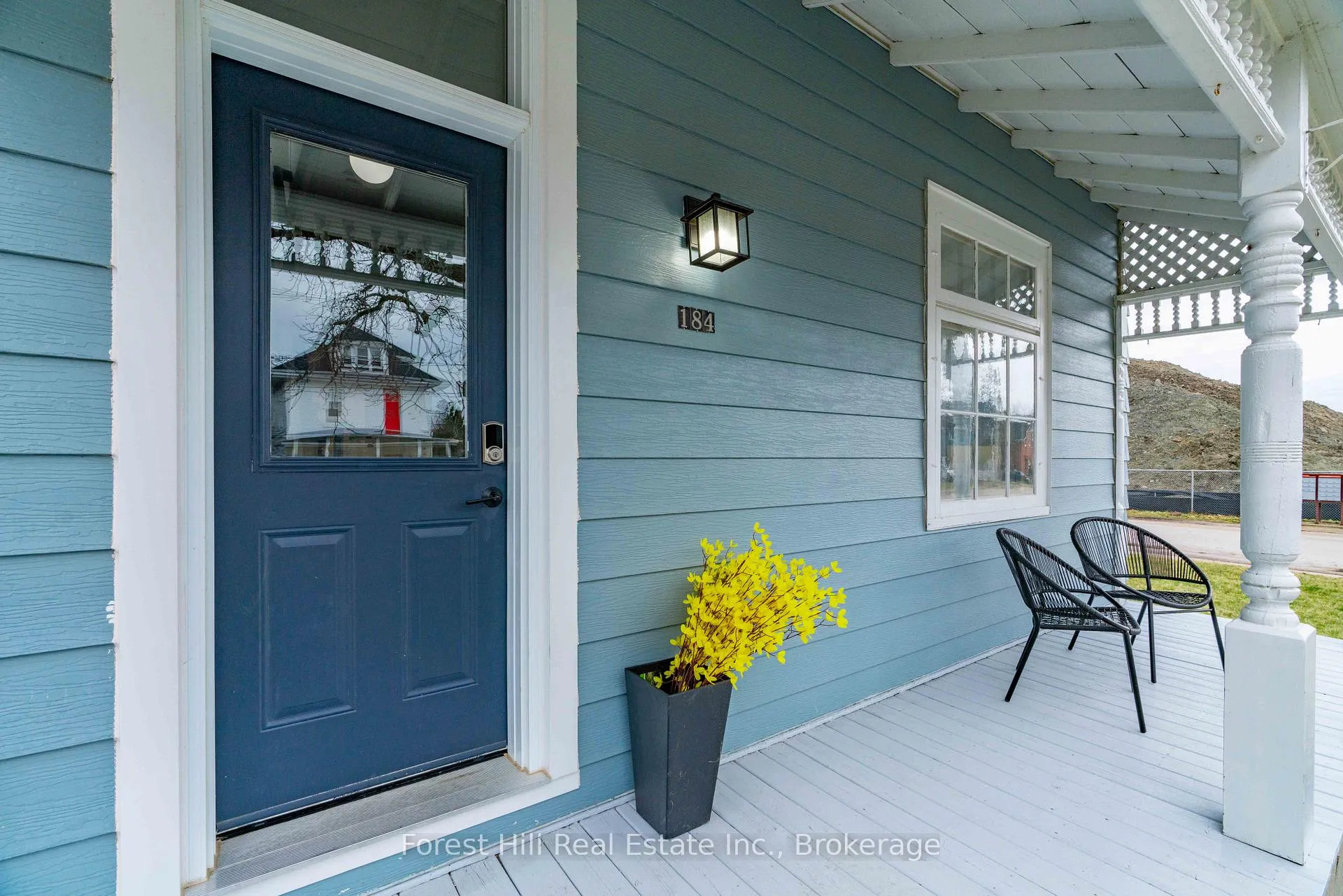 Photo 5 of 184 Boucher Street E, Meaford — HOMEH