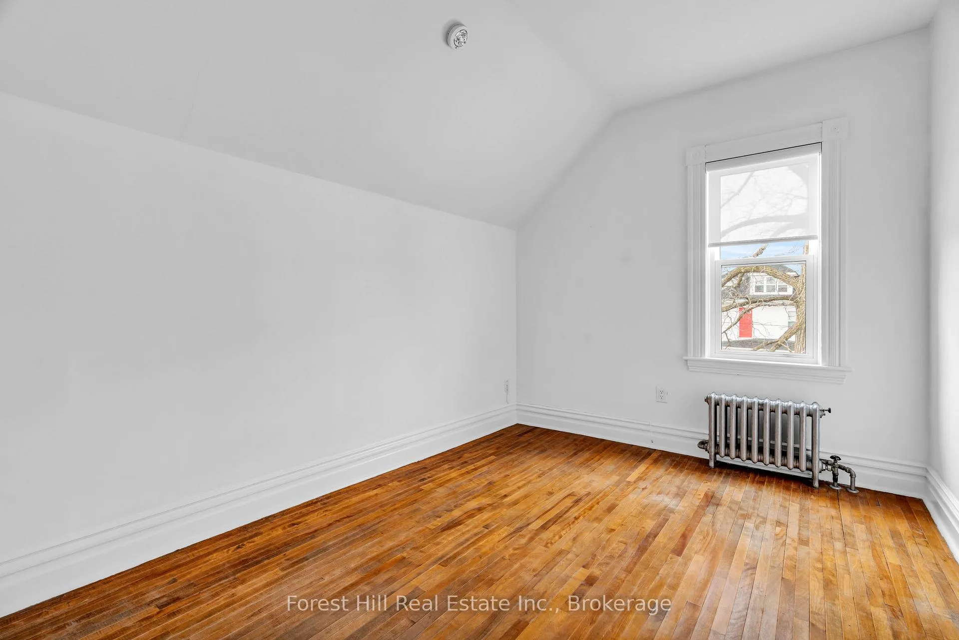 Photo 31 of 184 Boucher Street E, Meaford — HOMEH