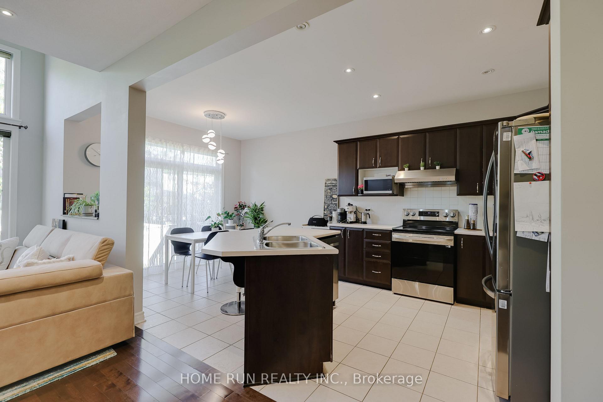 Photo 7 of 190 Keyrock Drive, Ottawa, Kanata - Kanata Lakes/Heritage Hills — HOMEH