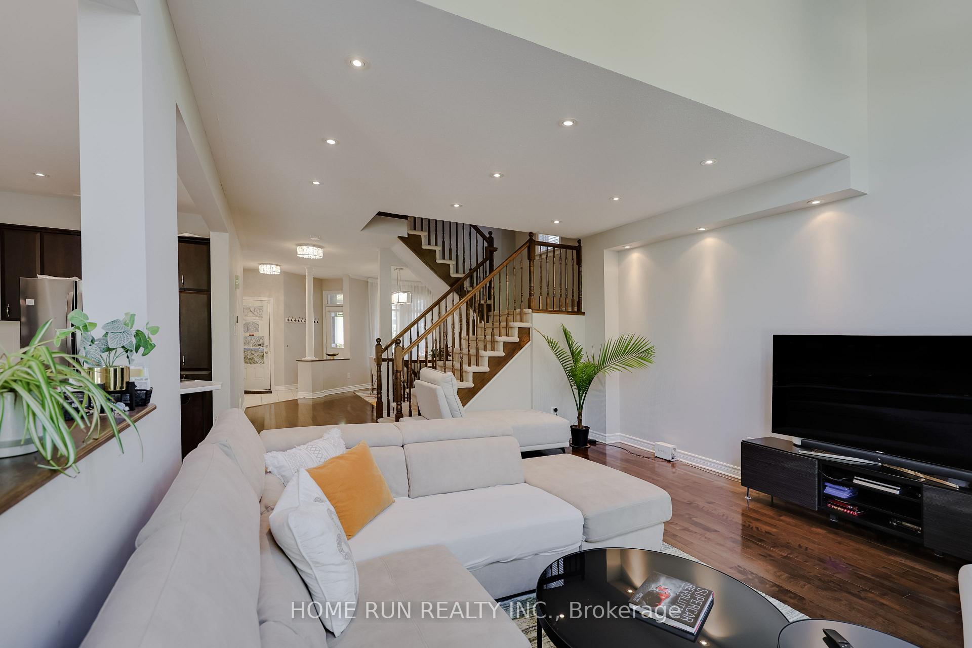 Photo 19 of 190 Keyrock Drive, Ottawa, Kanata - Kanata Lakes/Heritage Hills — HOMEH