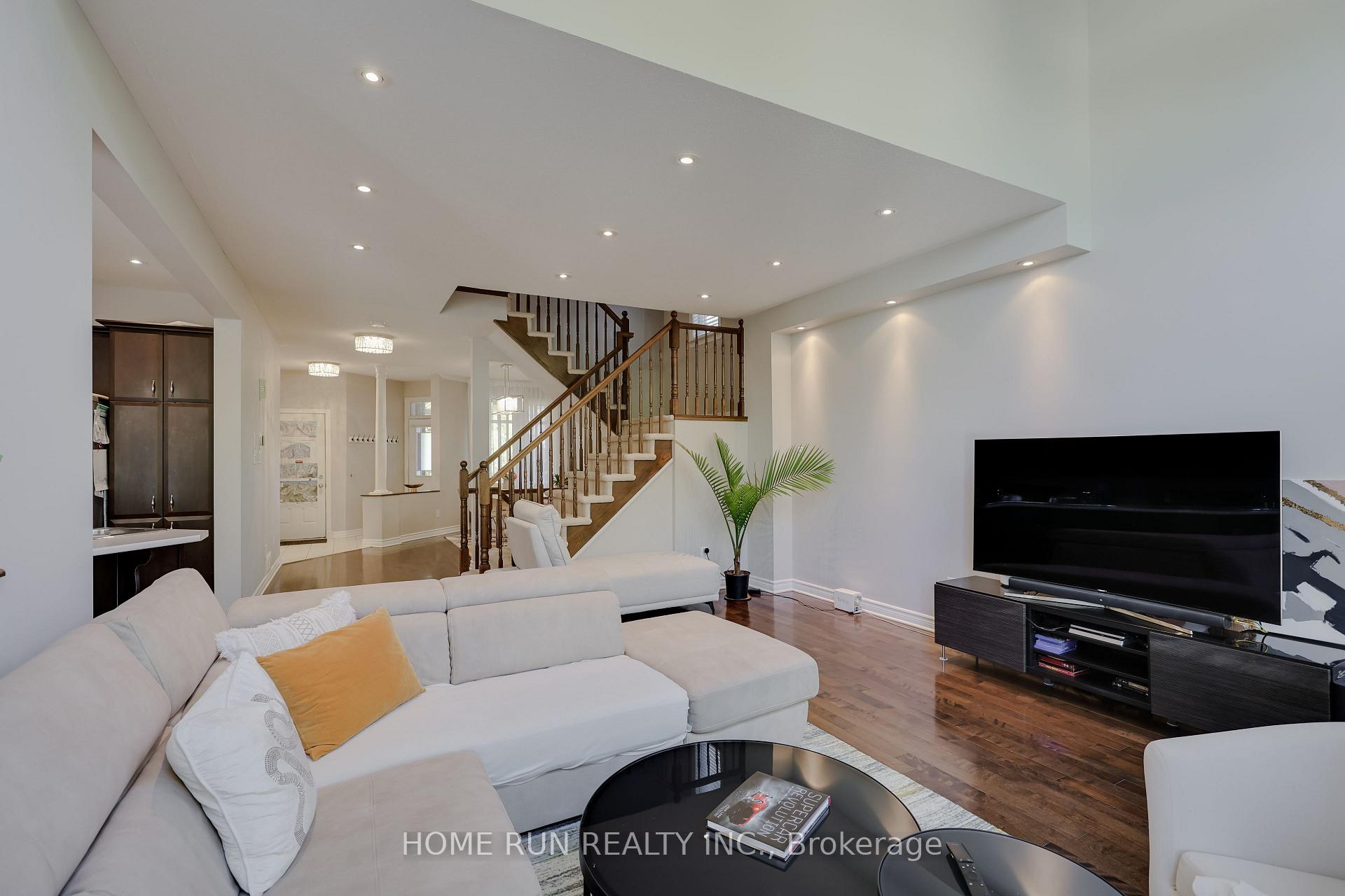 Photo 20 of 190 Keyrock Drive, Ottawa, Kanata - Kanata Lakes/Heritage Hills — HOMEH