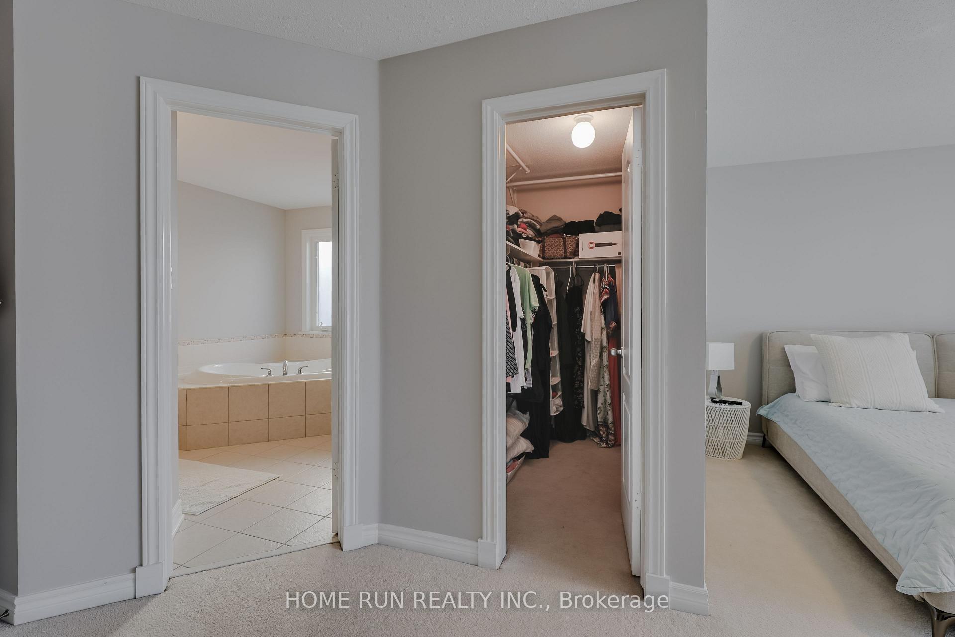 Photo 33 of 190 Keyrock Drive, Ottawa, Kanata - Kanata Lakes/Heritage Hills — HOMEH