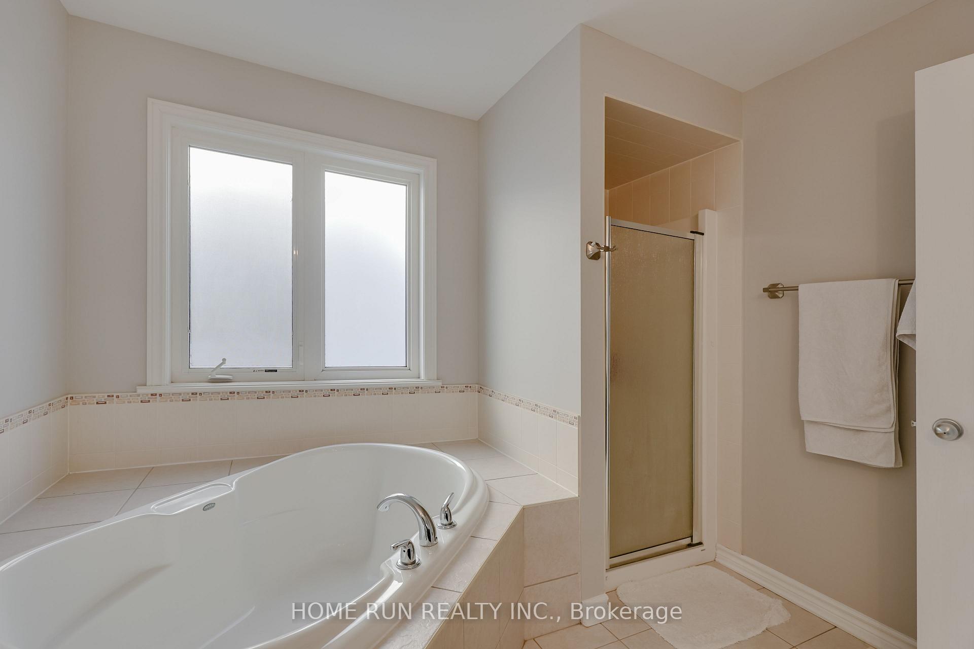 Photo 36 of 190 Keyrock Drive, Ottawa, Kanata - Kanata Lakes/Heritage Hills — HOMEH