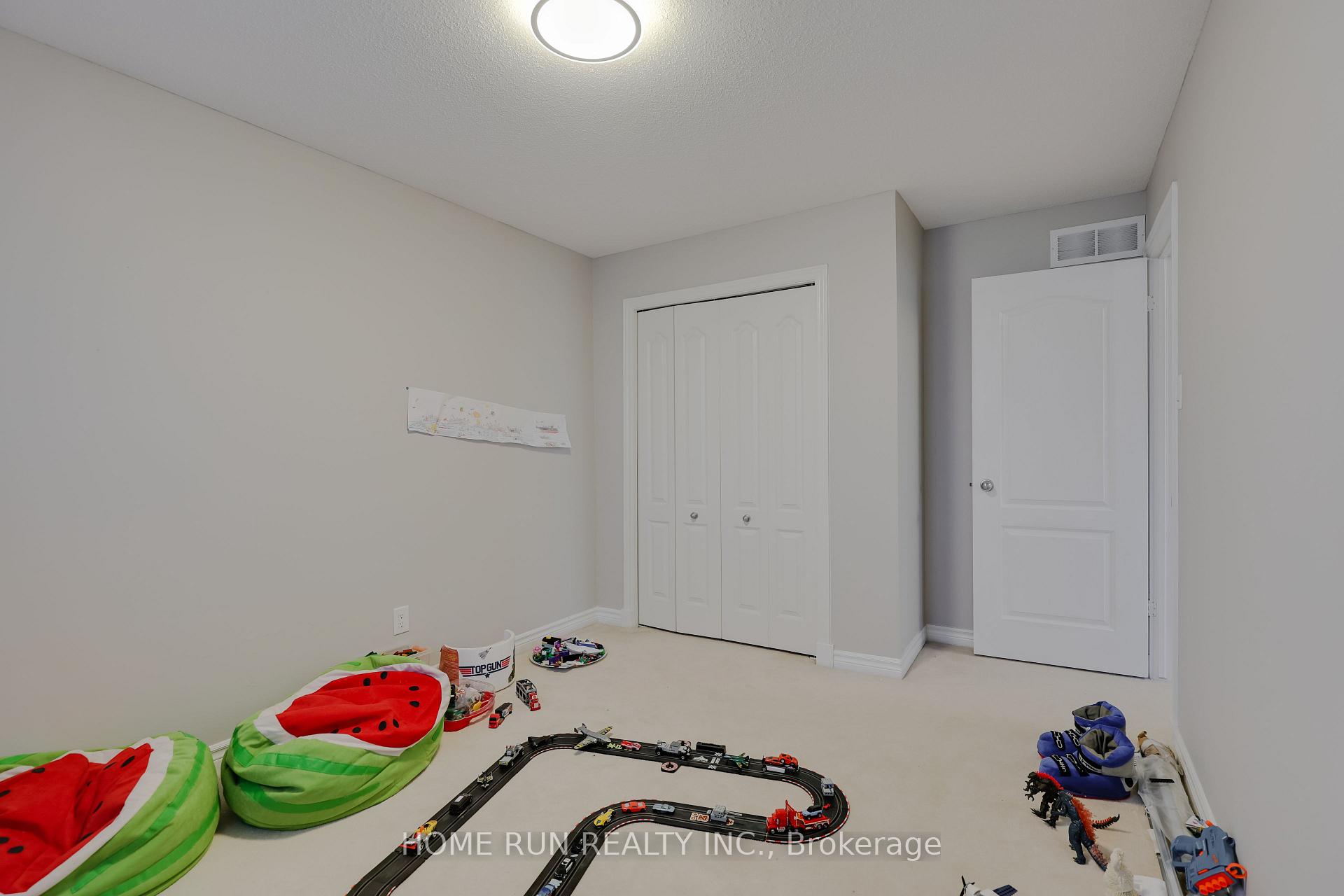 Photo 40 of 190 Keyrock Drive, Ottawa, Kanata - Kanata Lakes/Heritage Hills — HOMEH