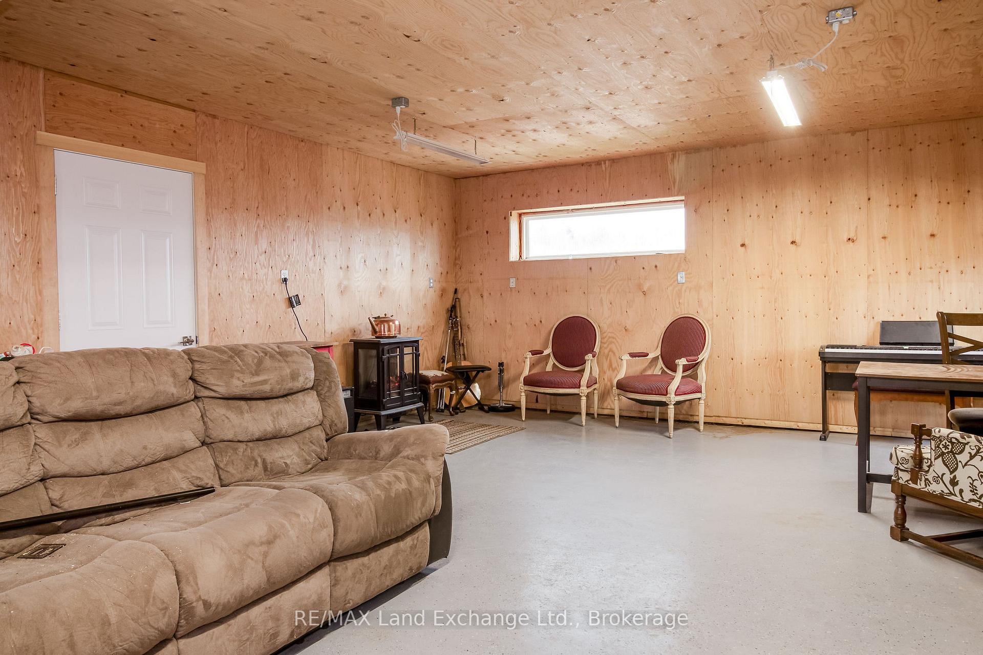 Photo 33 of 887 Concession 10, Kincardine — HOMEH
