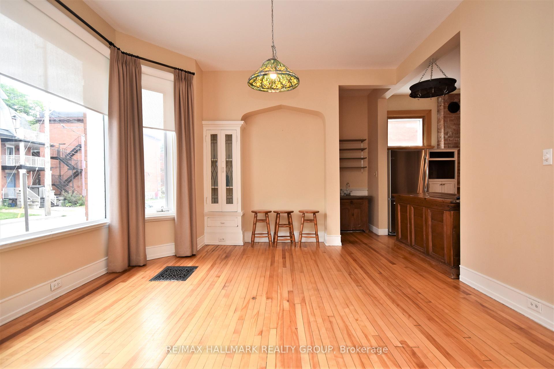 Photo 7 of Unit #1, 412 Daly Avenue, Ottawa, Sandy Hill — HOMEH