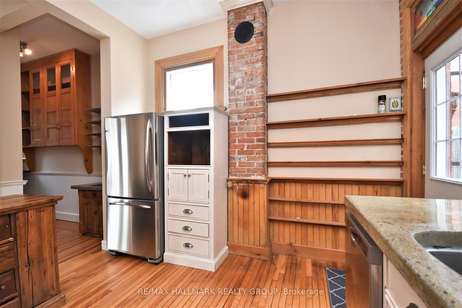 Photo 11 of Unit #1, 412 Daly Avenue, Ottawa, Sandy Hill — HOMEH