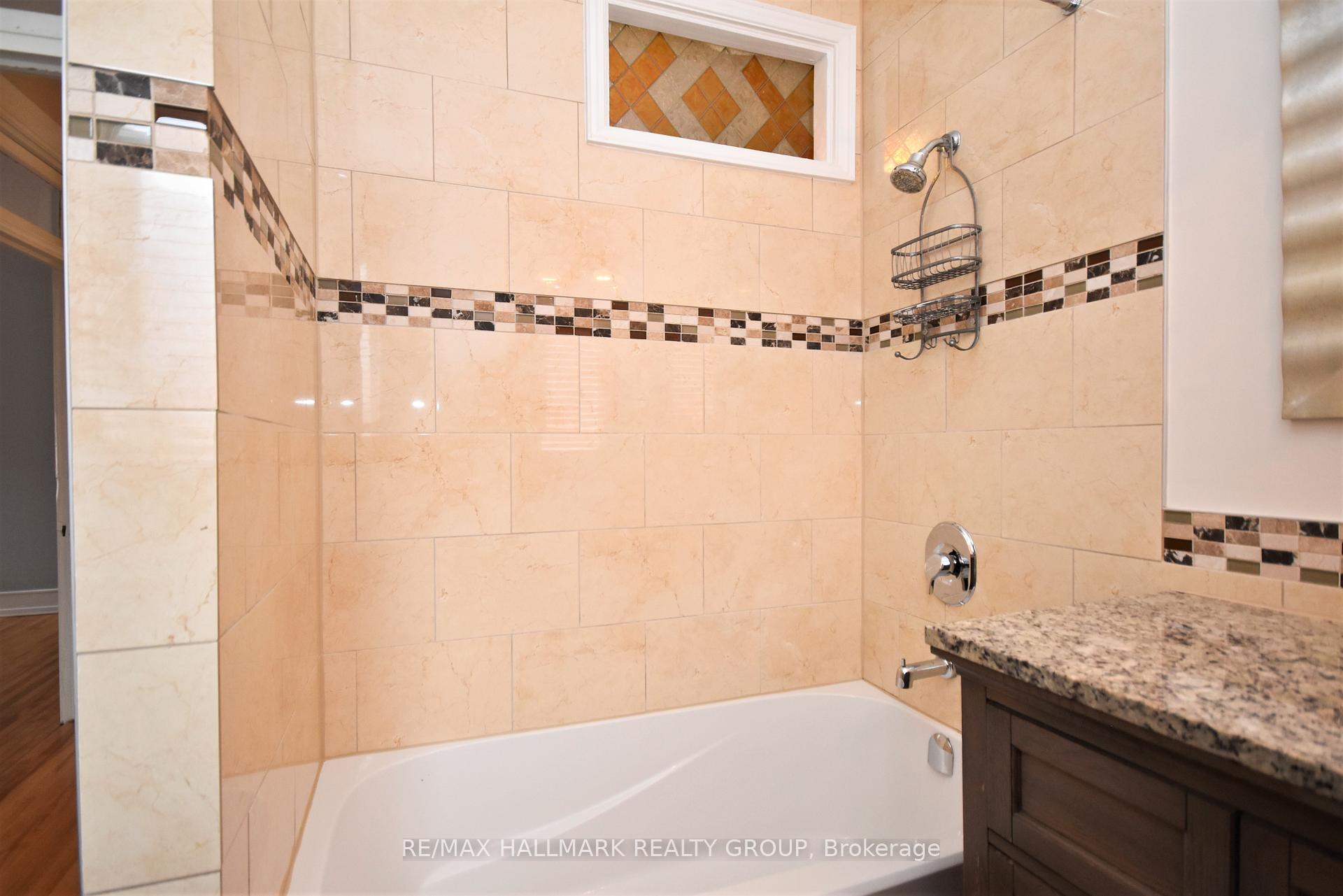 Photo 22 of Unit #1, 412 Daly Avenue, Ottawa, Sandy Hill — HOMEH