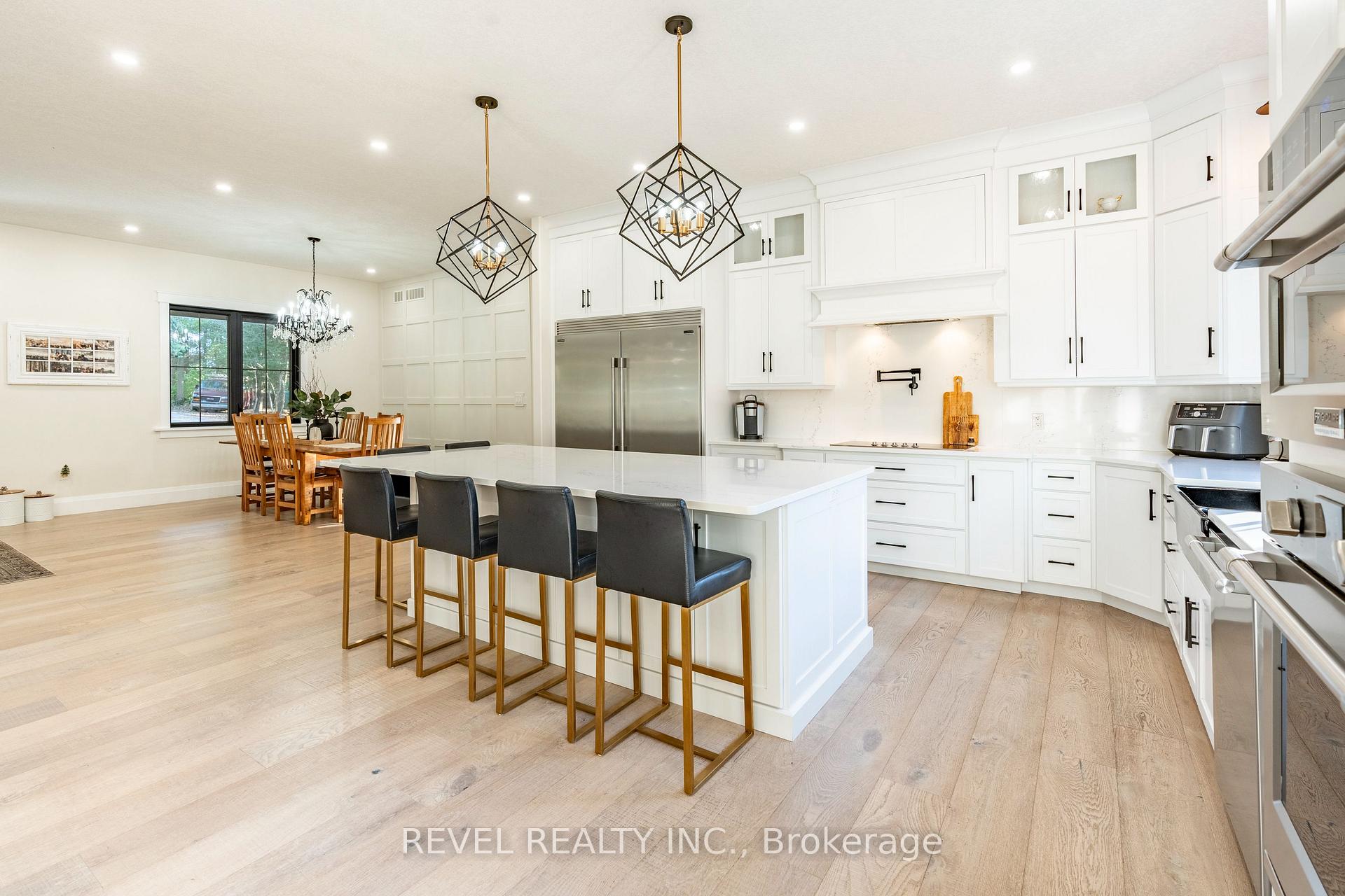 Photo 8 of 7404 Wellington Road, Mapleton, Rural Mapleton — HOMEH