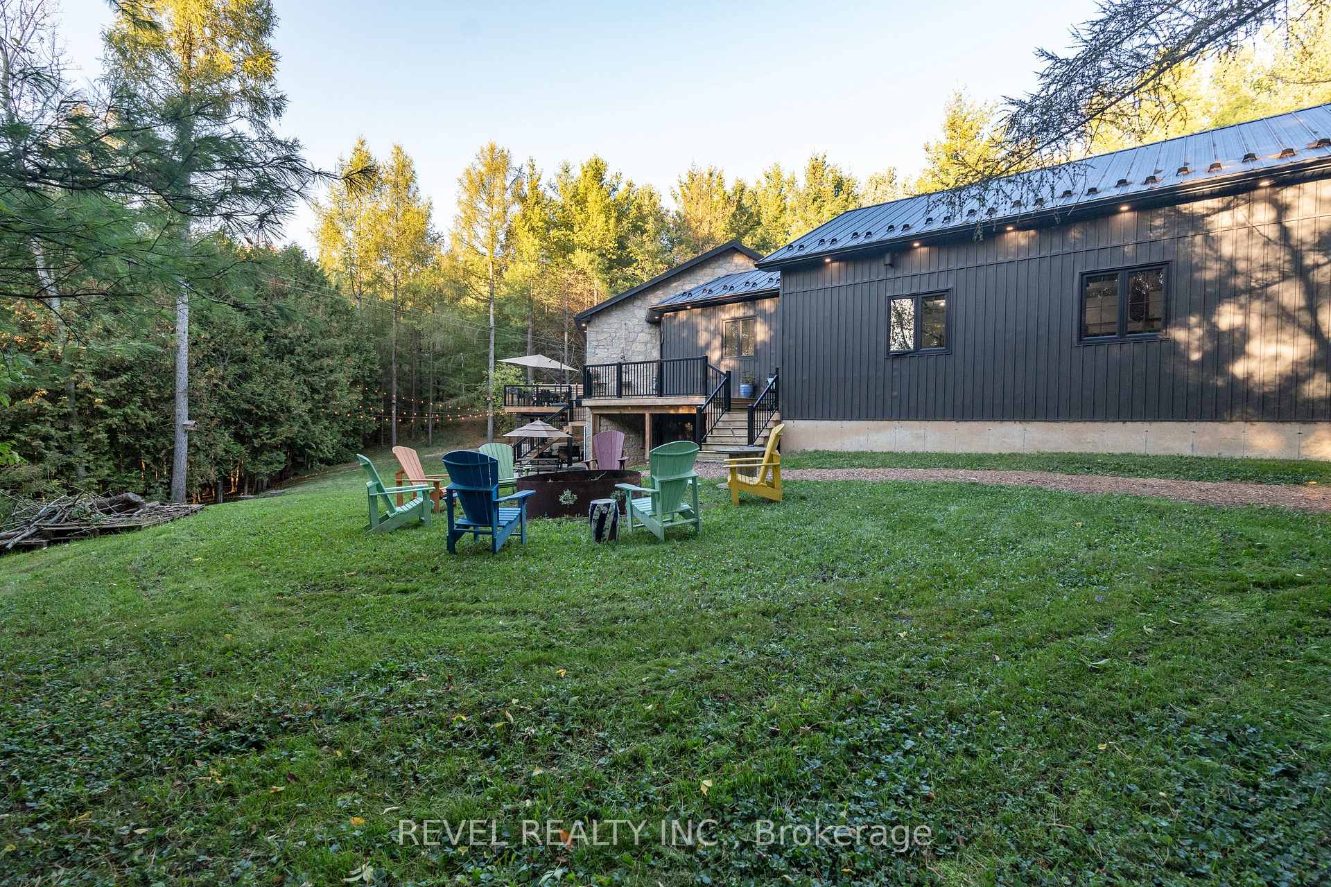 Photo 34 of 7404 Wellington Road, Mapleton, Rural Mapleton — HOMEH