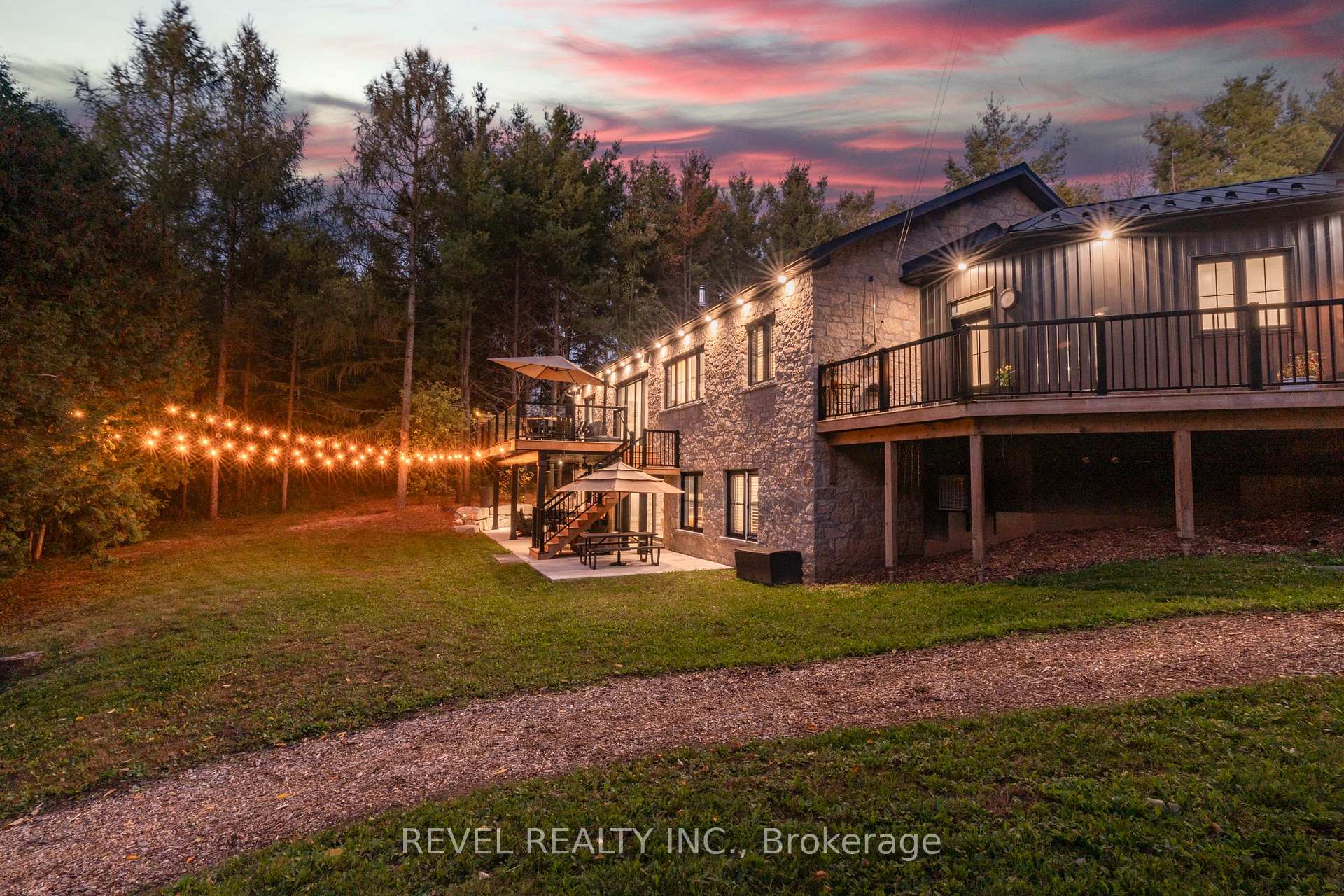 Photo 41 of 7404 Wellington Road, Mapleton, Rural Mapleton — HOMEH