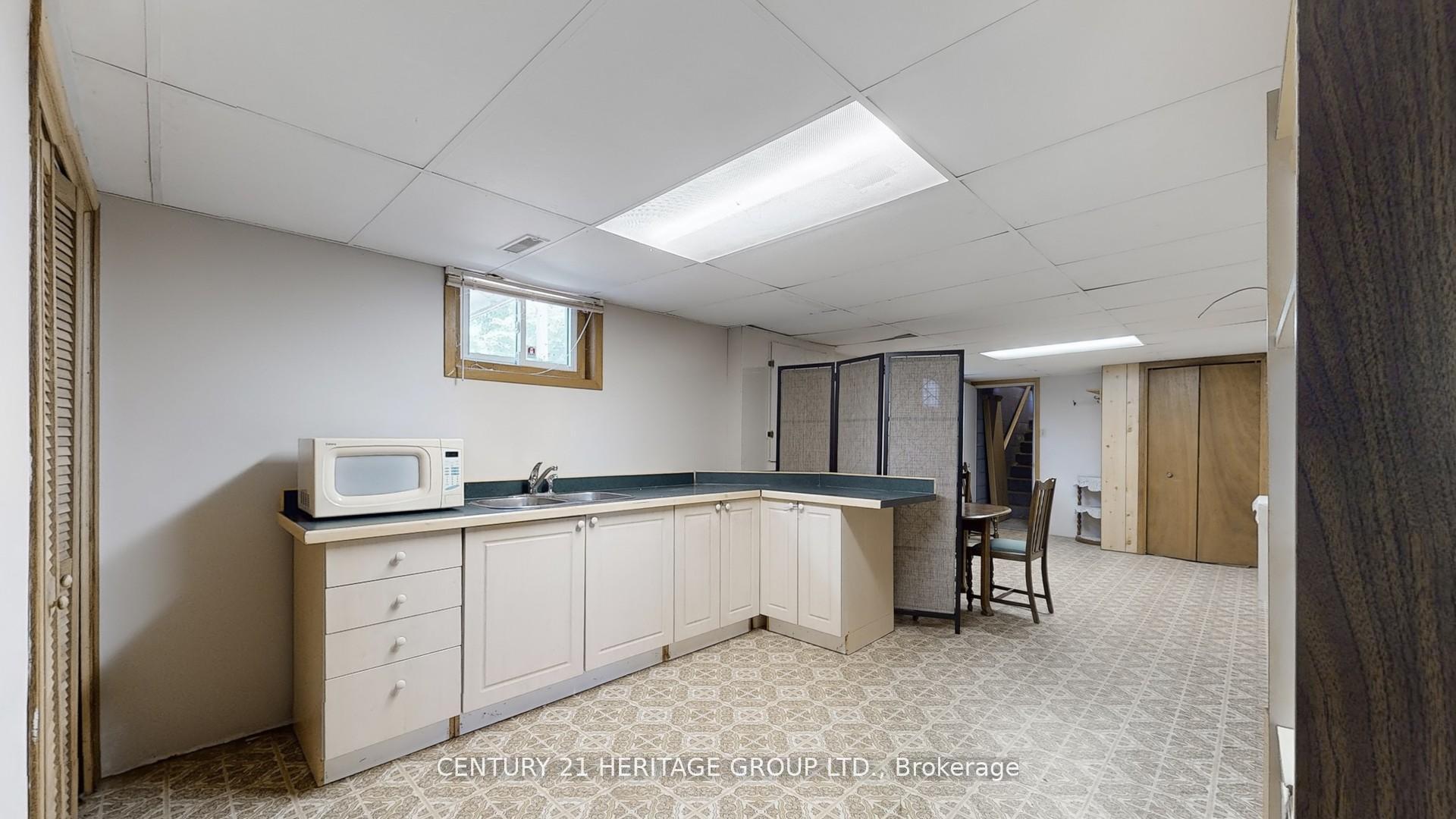 Photo 30 of 224 Glenn Avenue, Innisfil, Stroud — HOMEH