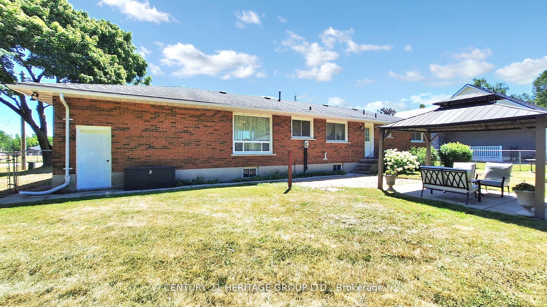 Photo 39 of 224 Glenn Avenue, Innisfil, Stroud — HOMEH