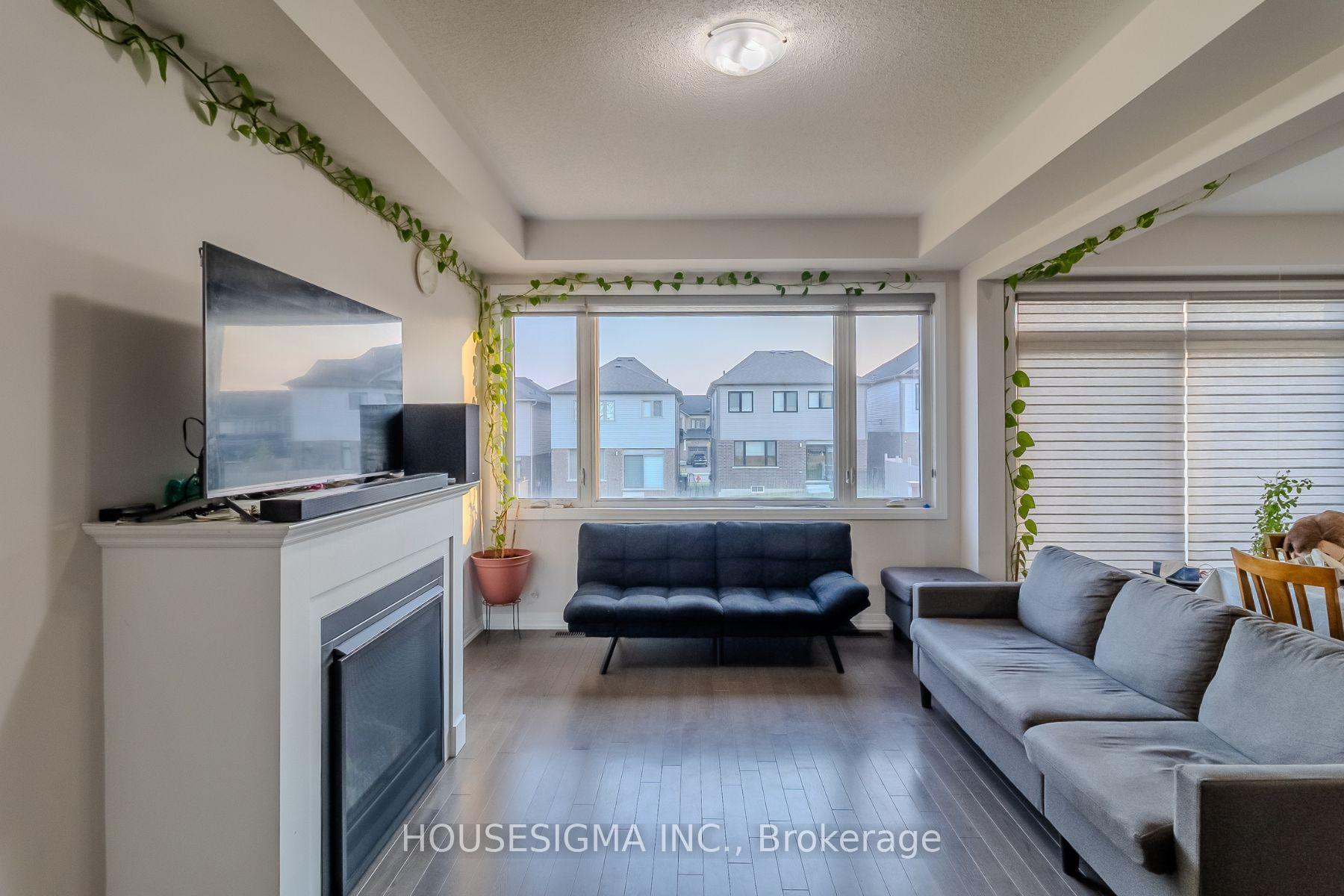 Photo 7 of 139 Fairey Crescent, Hamilton, Mount Hope — HOMEH