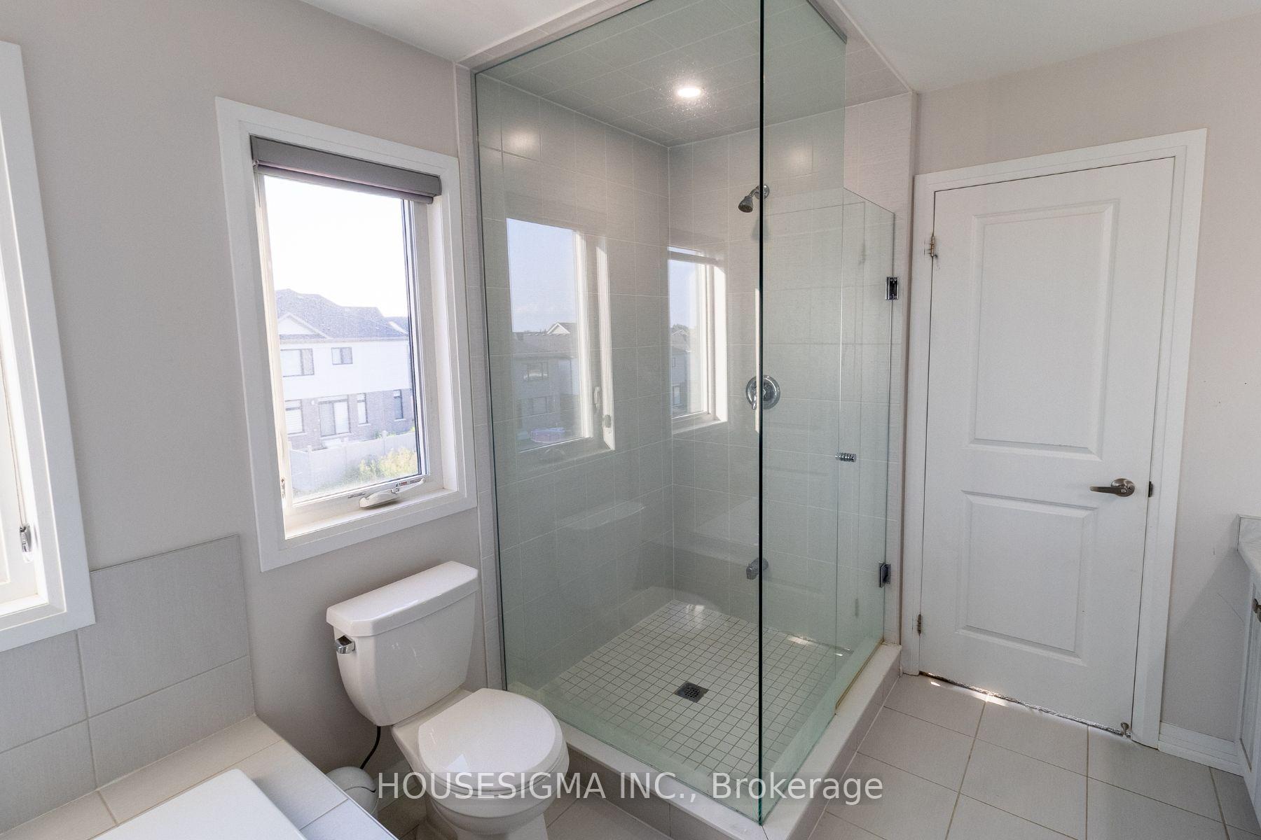 Photo 15 of 139 Fairey Crescent, Hamilton, Mount Hope — HOMEH