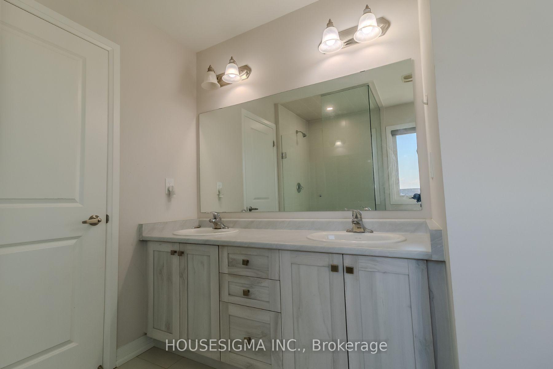 Photo 17 of 139 Fairey Crescent, Hamilton, Mount Hope — HOMEH