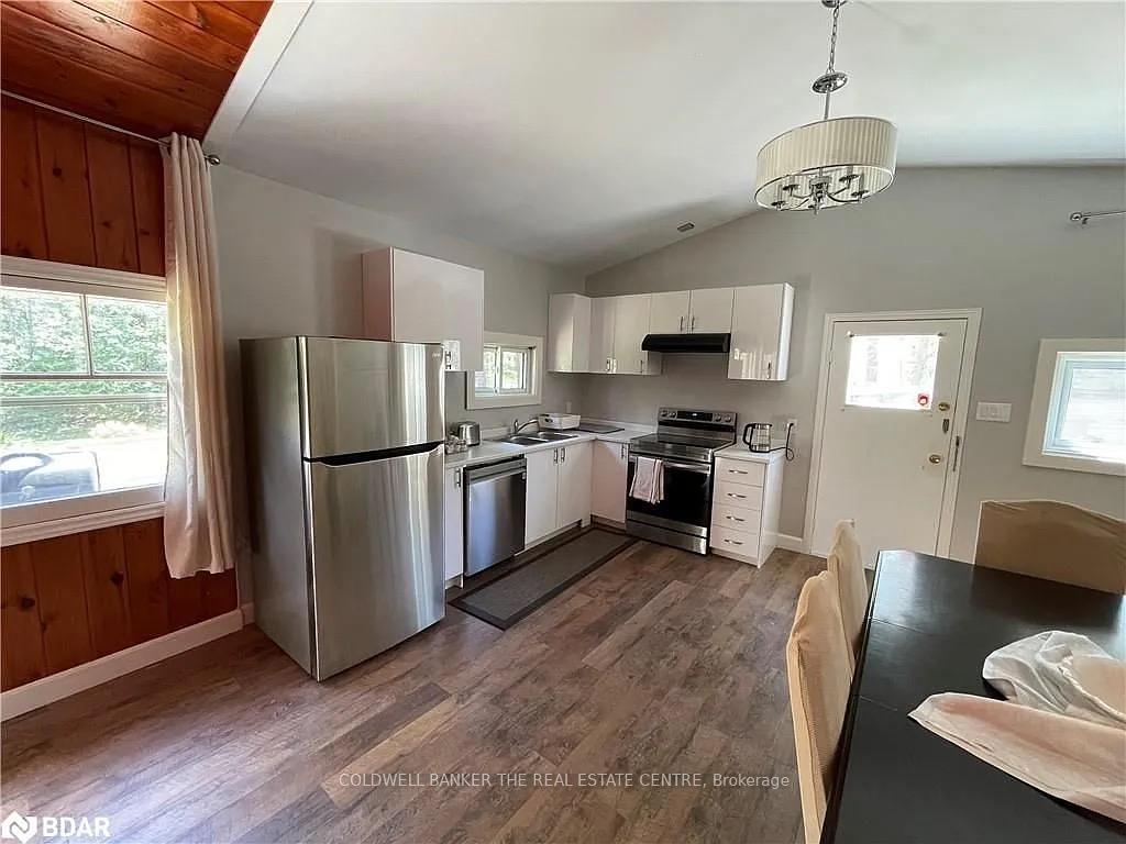 Photo 11 of 701 Florence Road E, Innisfil, Alcona — HOMEH
