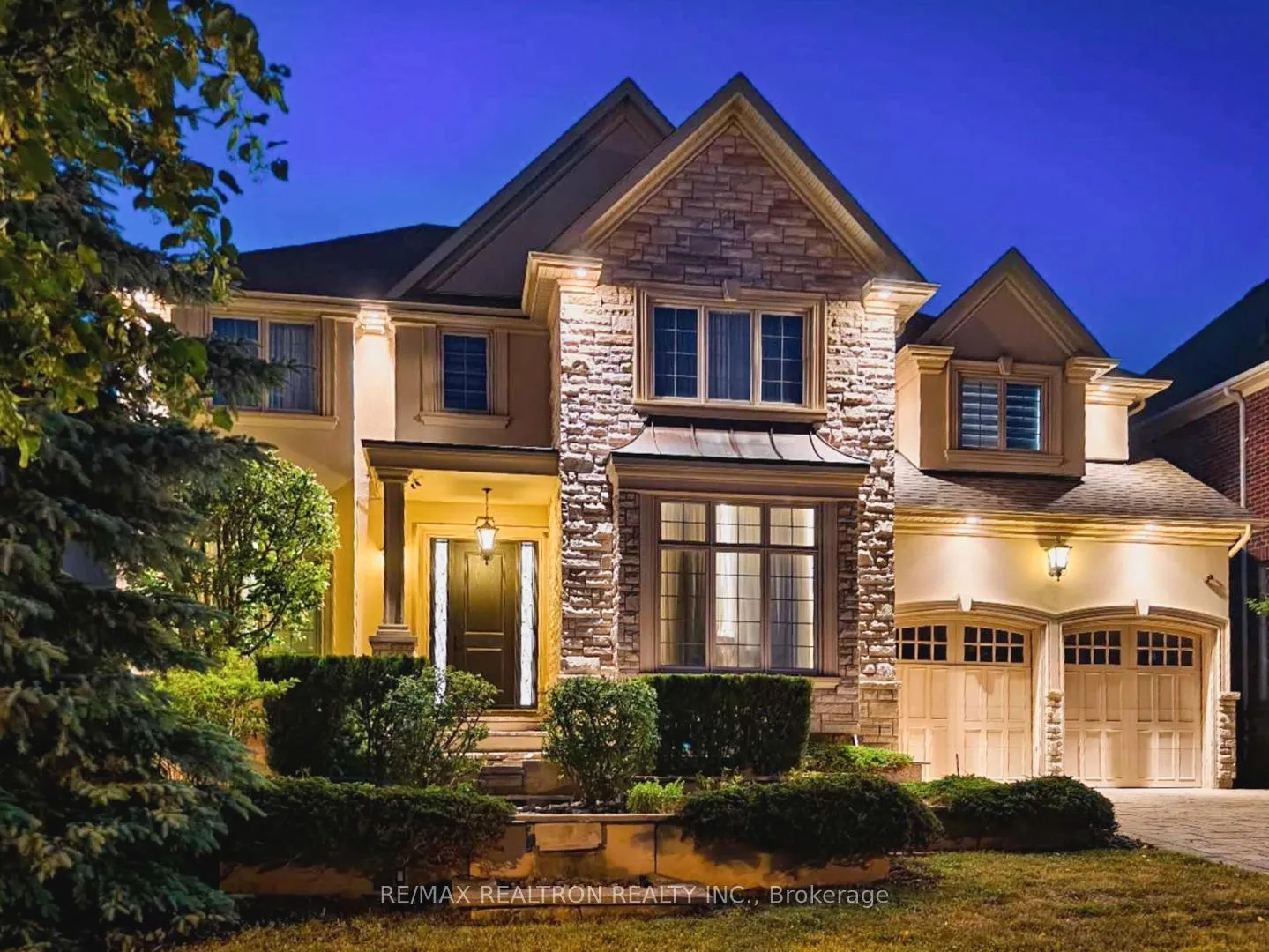 Front of 136 Angus Glen Boulevard