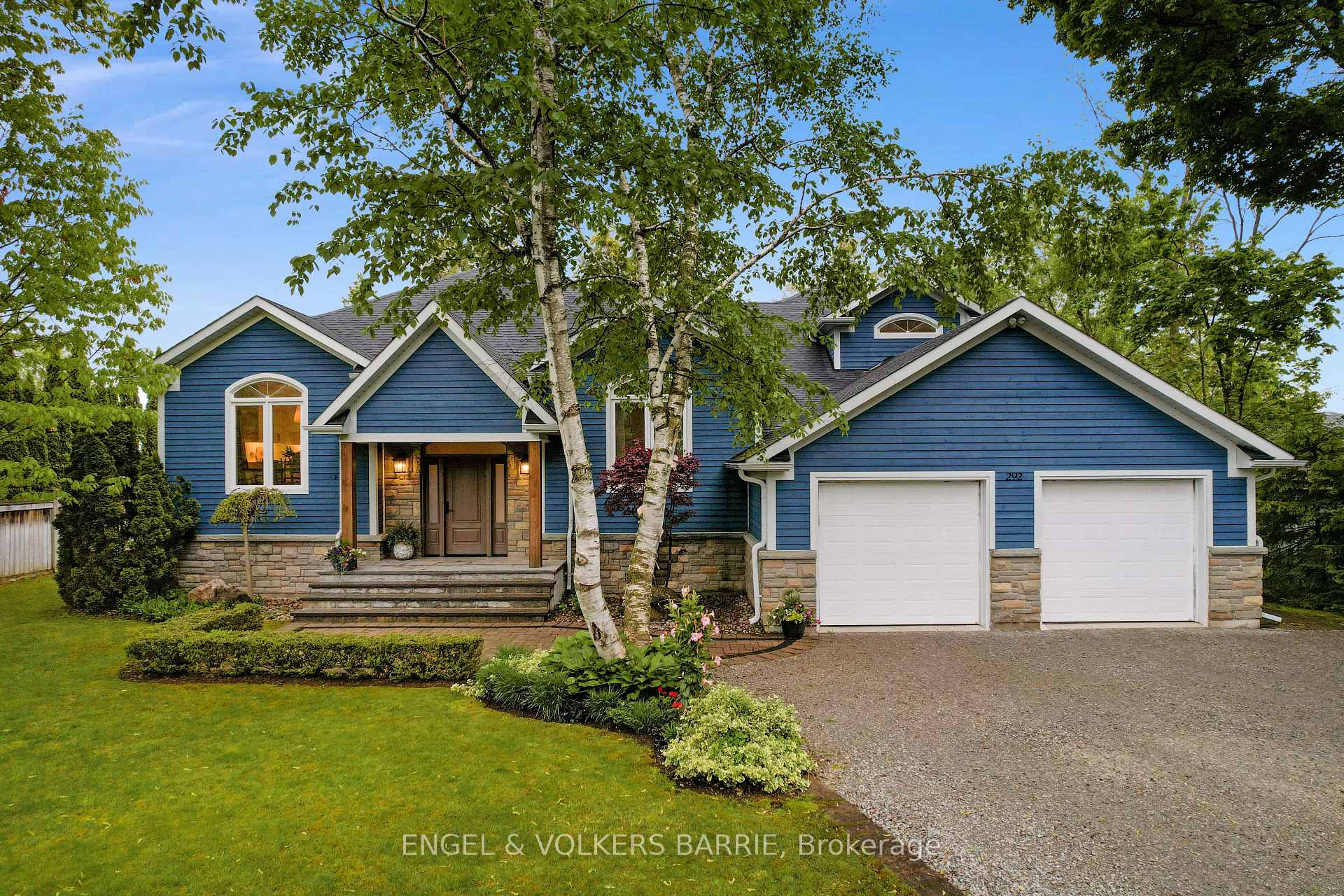 Photo 1 of 292 Trillium Place, Innisfil, Rural Innisfil — HOMEH