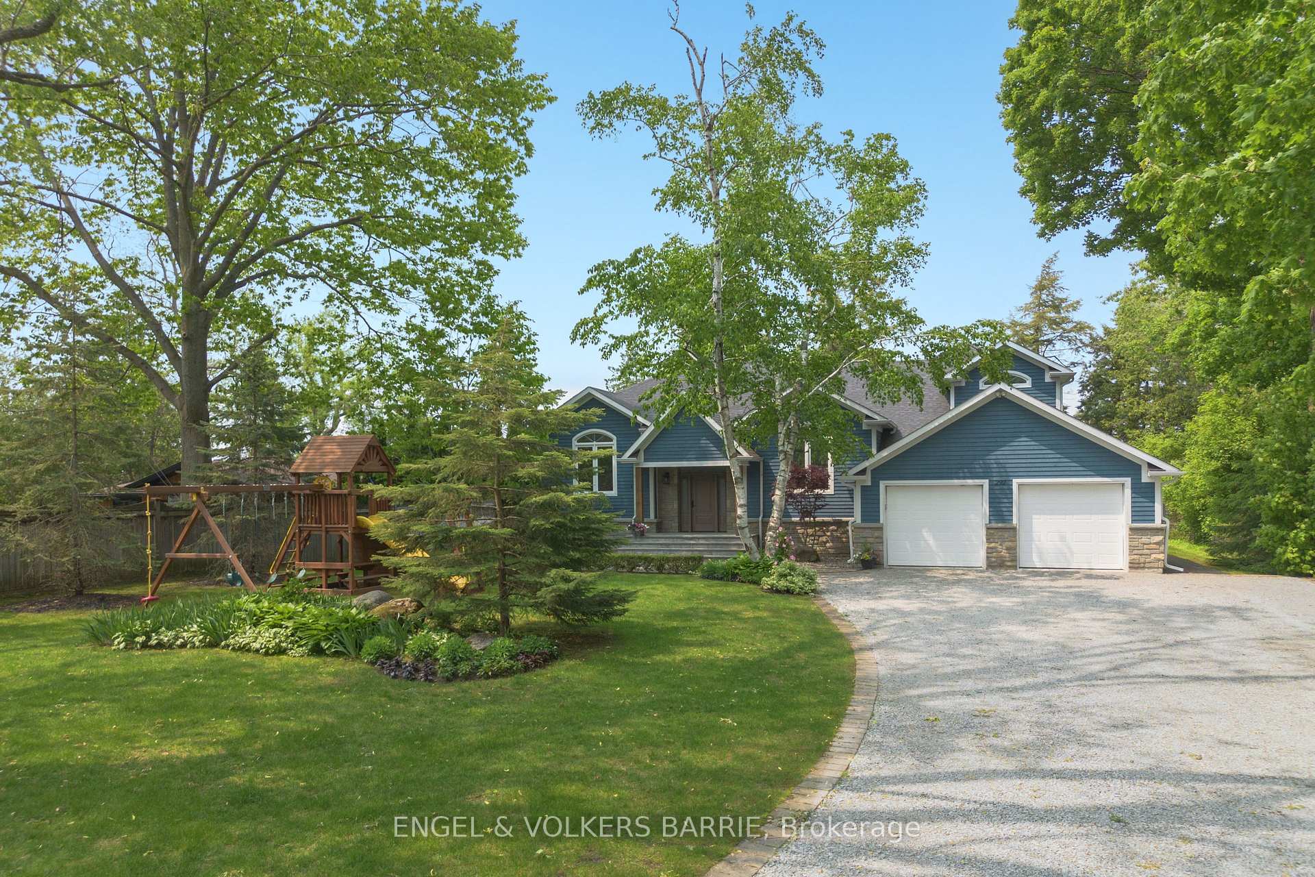 Photo 45 of 292 Trillium Place, Innisfil, Rural Innisfil — HOMEH