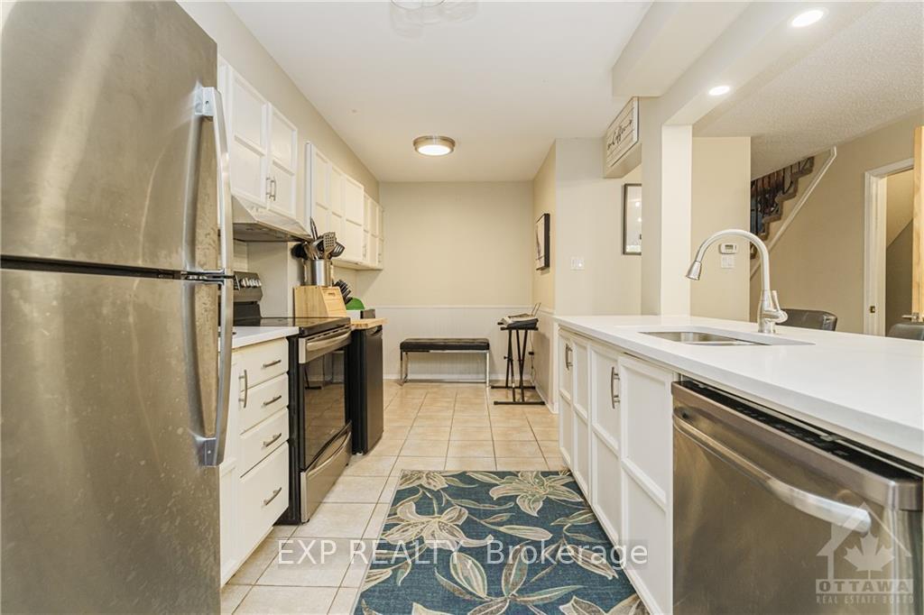 Photo 4 of 235 Huntersfield Drive, Ottawa, Hunt Club Park/Greenboro — HOMEH