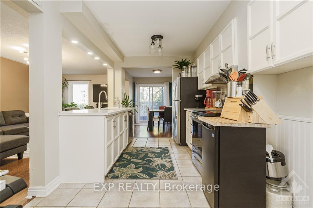Photo 5 of 235 Huntersfield Drive, Ottawa, Hunt Club Park/Greenboro — HOMEH