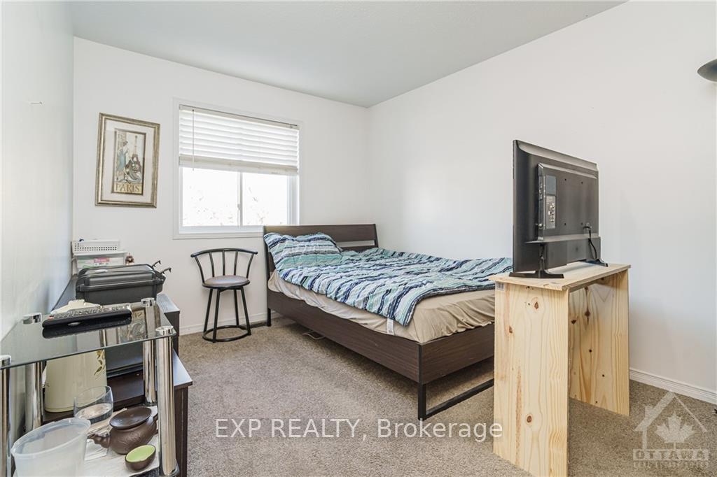 Photo 11 of 235 Huntersfield Drive, Ottawa, Hunt Club Park/Greenboro — HOMEH