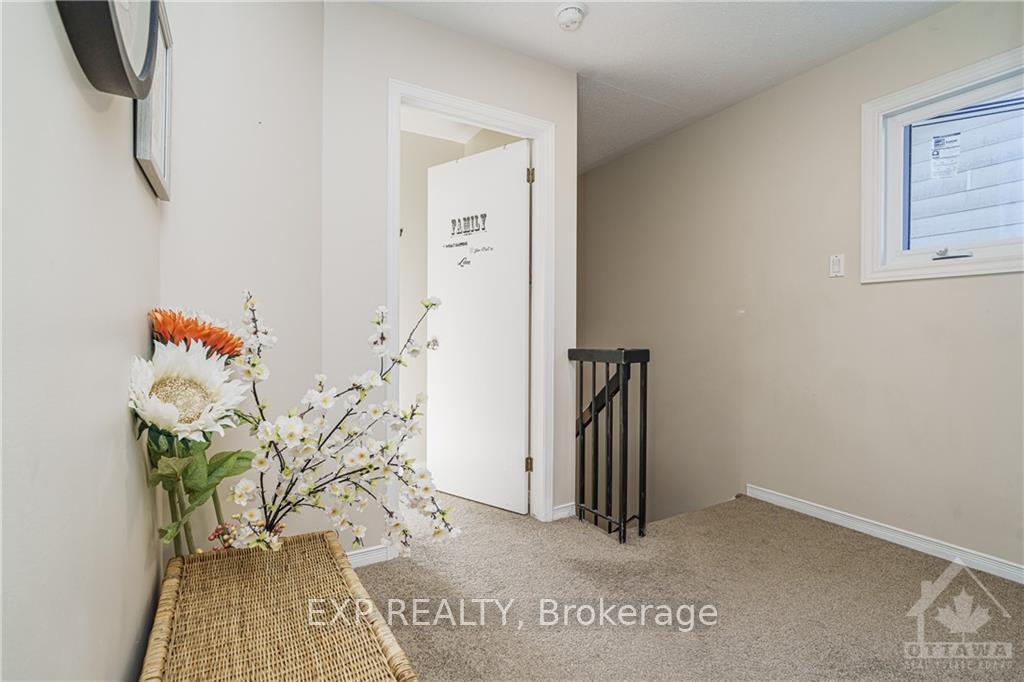 Photo 13 of 235 Huntersfield Drive, Ottawa, Hunt Club Park/Greenboro — HOMEH