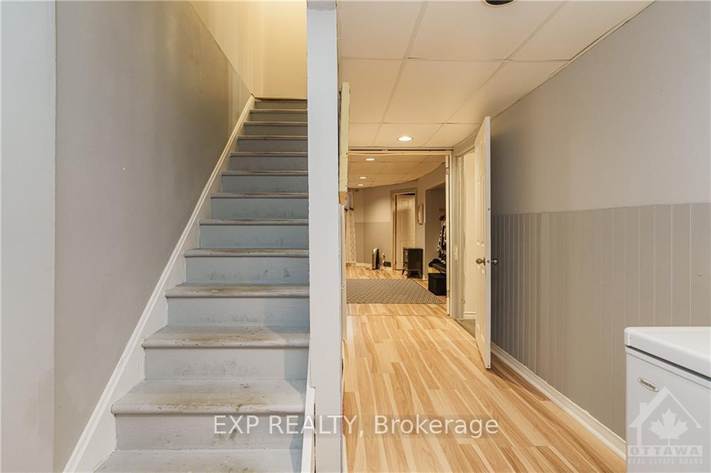 Photo 18 of 235 Huntersfield Drive, Ottawa, Hunt Club Park/Greenboro — HOMEH