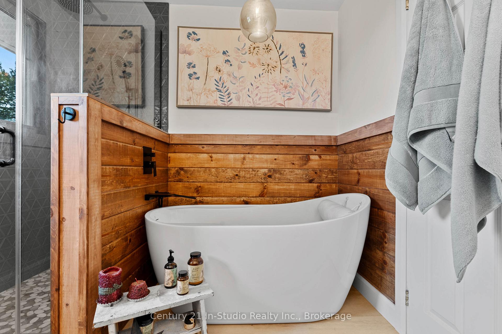 Photo 29 of 58159 12th Line, Meaford — HOMEH