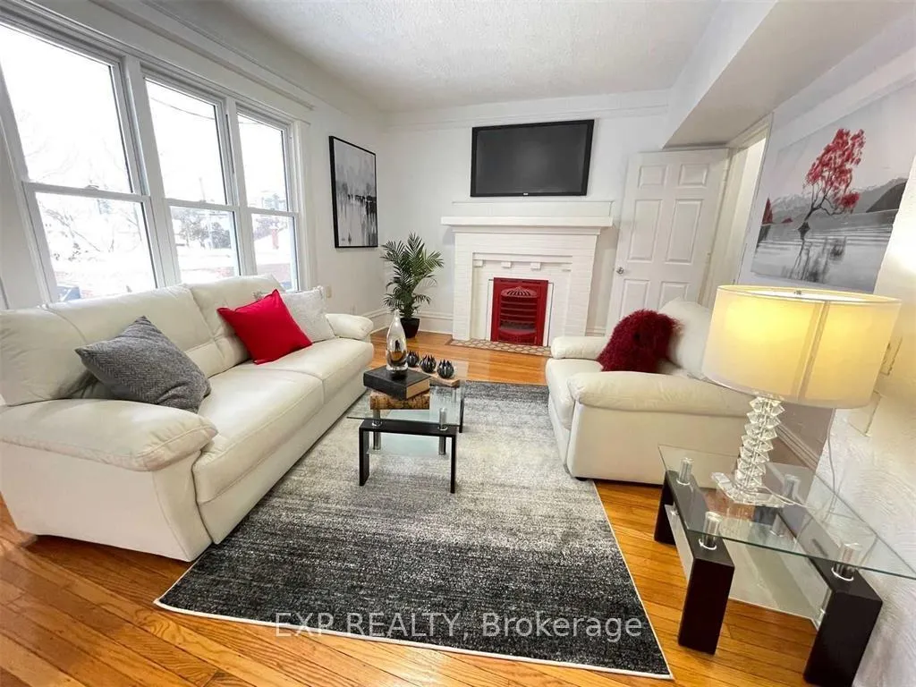 Photo 5 of Unit Upper, 229 Locke Street S, Hamilton, Kirkendall — HOMEH