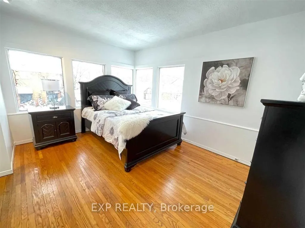 Photo 13 of Unit Upper, 229 Locke Street S, Hamilton, Kirkendall — HOMEH