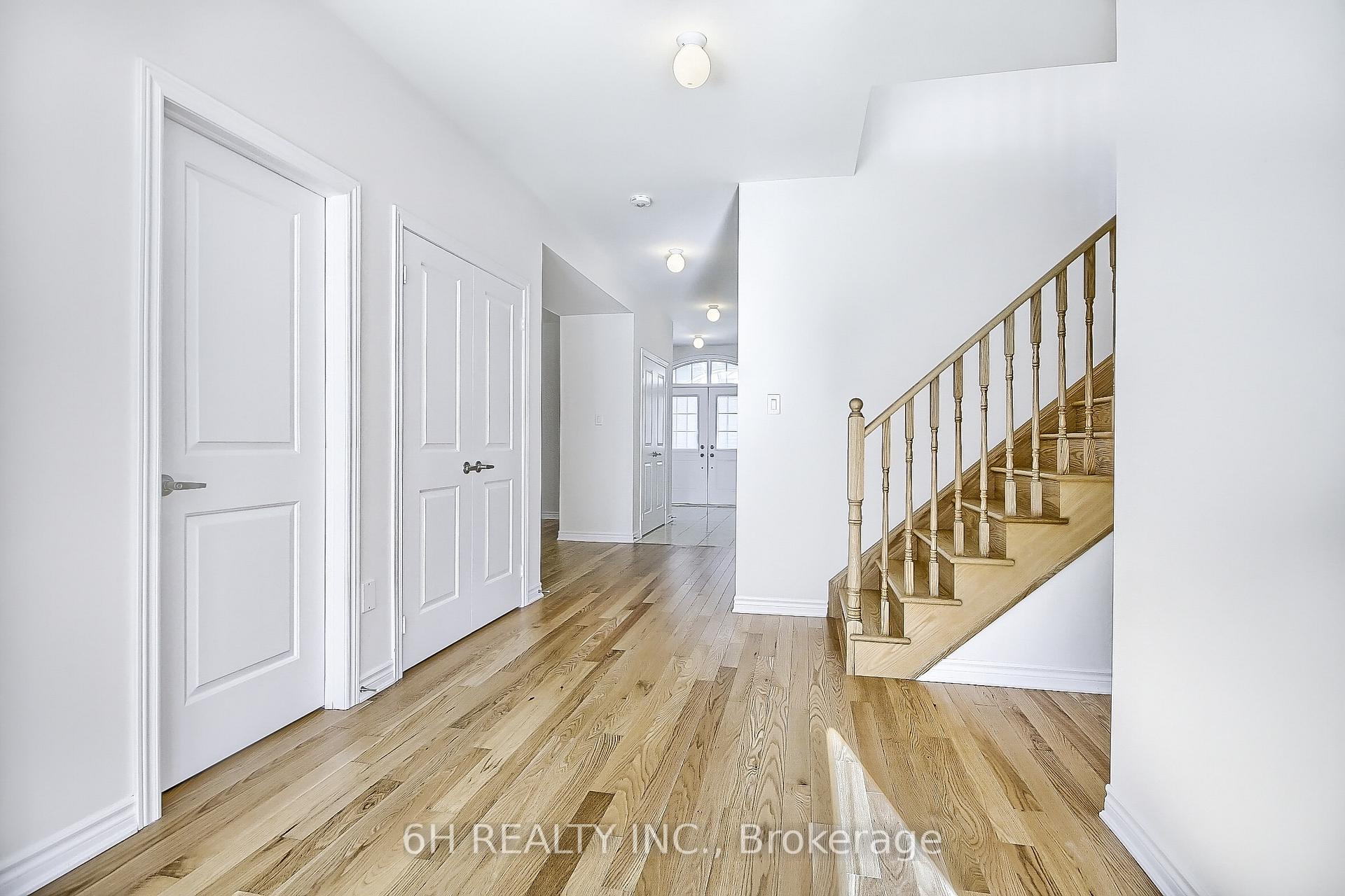 Photo 5 of 1720 Emberton Way, Innisfil, Alcona — HOMEH