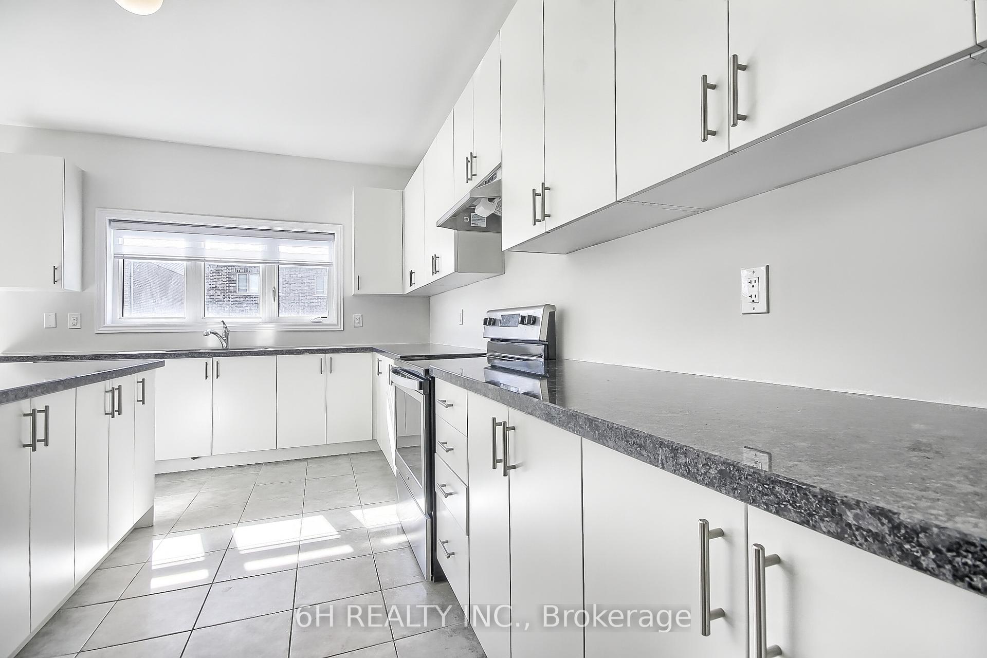 Photo 17 of 1720 Emberton Way, Innisfil, Alcona — HOMEH
