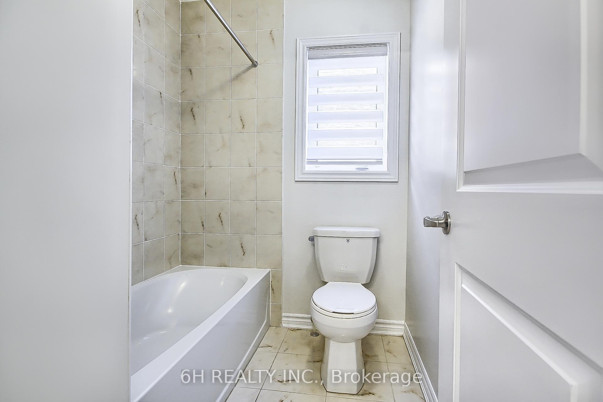 Photo 44 of 1720 Emberton Way, Innisfil, Alcona — HOMEH