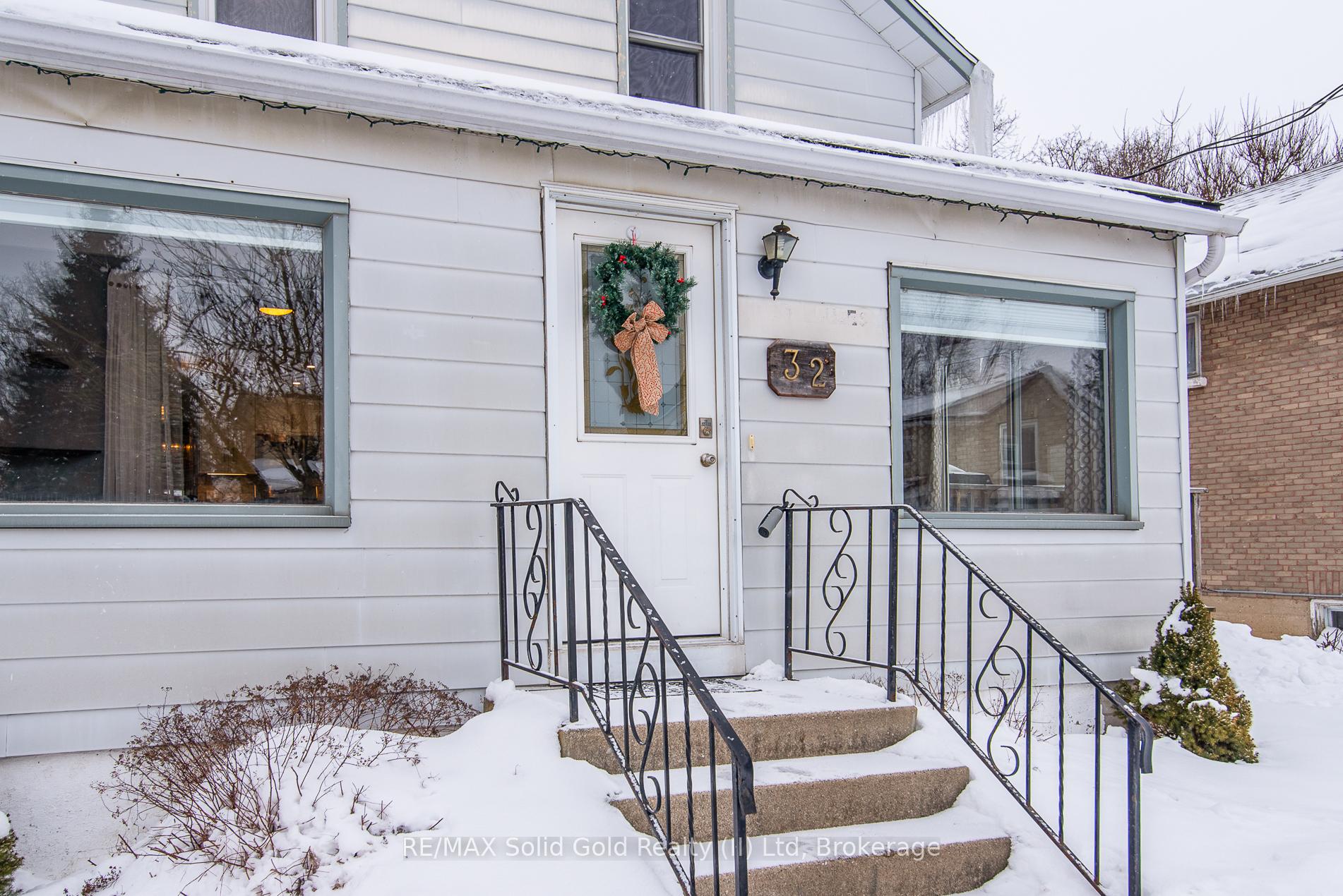 Photo 3 of 32 Wood Street, Mapleton, Rural Mapleton — HOMEH