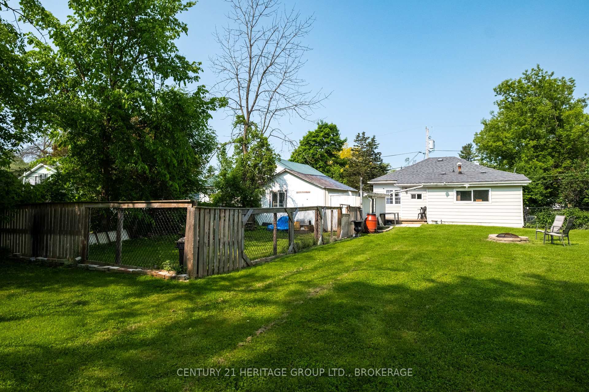 Photo 9 of 46 Centre Street, Loyalist, Odessa — HOMEH