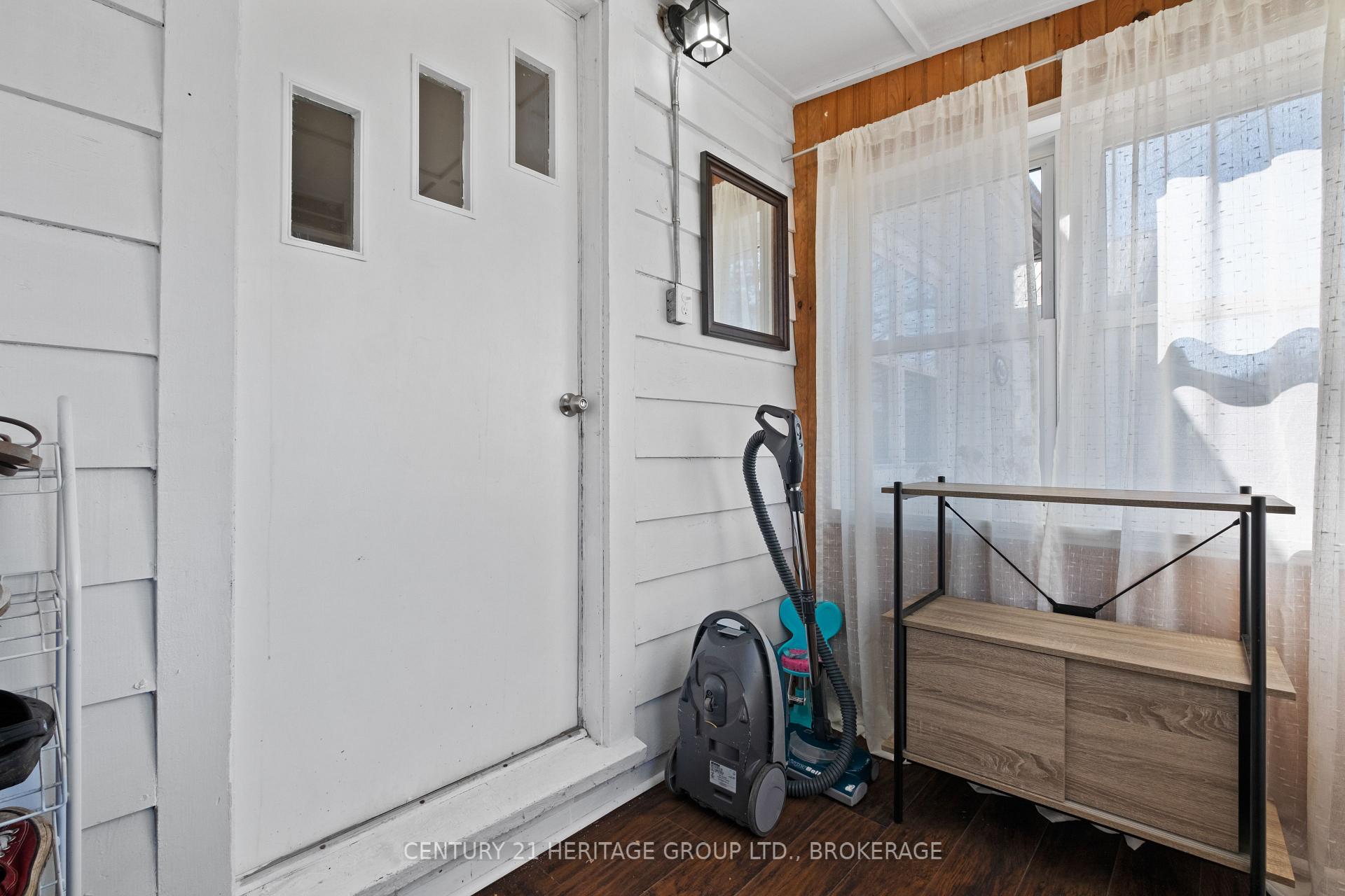 Photo 11 of 46 Centre Street, Loyalist, Odessa — HOMEH