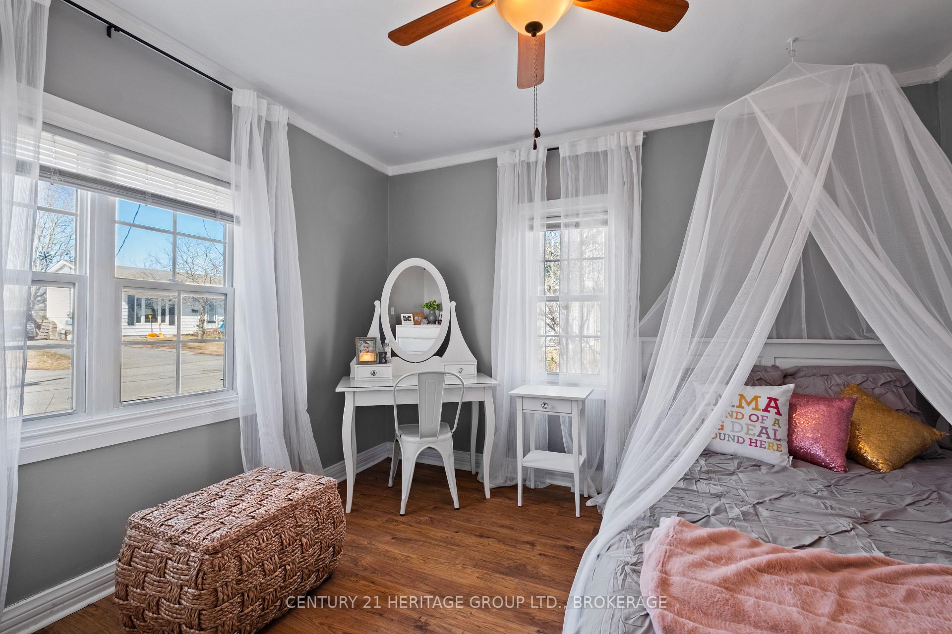 Photo 15 of 46 Centre Street, Loyalist, Odessa — HOMEH