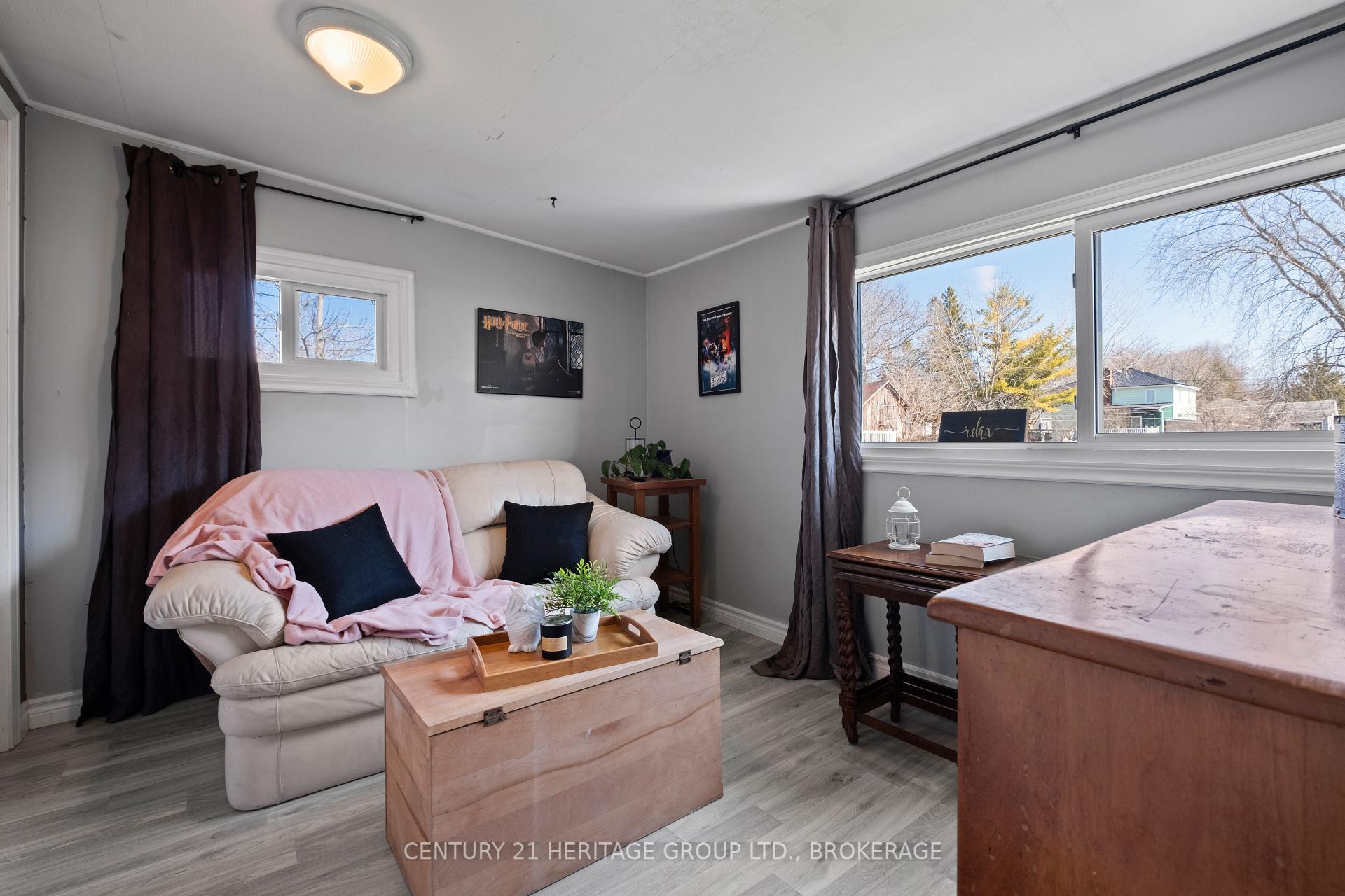 Photo 26 of 46 Centre Street, Loyalist, Odessa — HOMEH