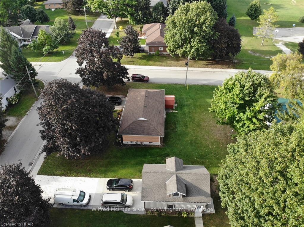 Photo 5 of 640 Elizabeth Street, Huron East, Brussels — HOMEH