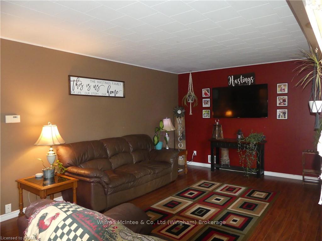 Photo 18 of 640 Elizabeth Street, Huron East, Brussels — HOMEH